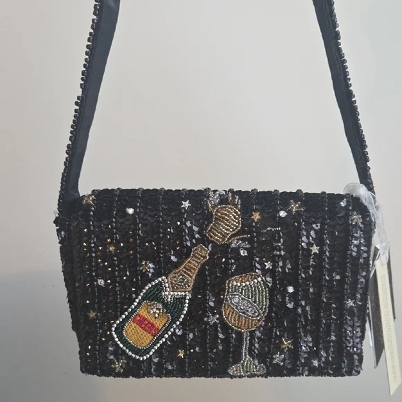 Black Sequin Beaded Clutch Shoulder Bag with Champagne Motif - Picture 7 of 13